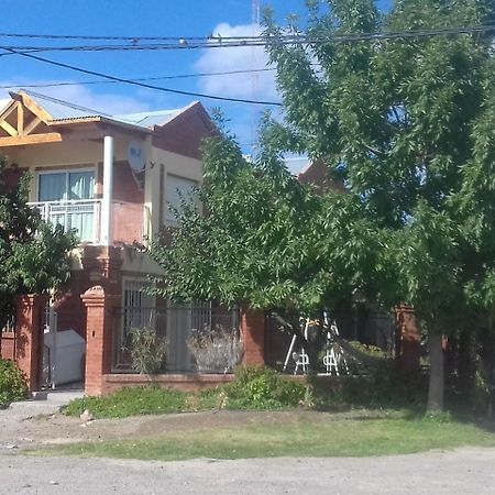 Casa De Franchesca Hostel Trelew Εξωτερικό φωτογραφία